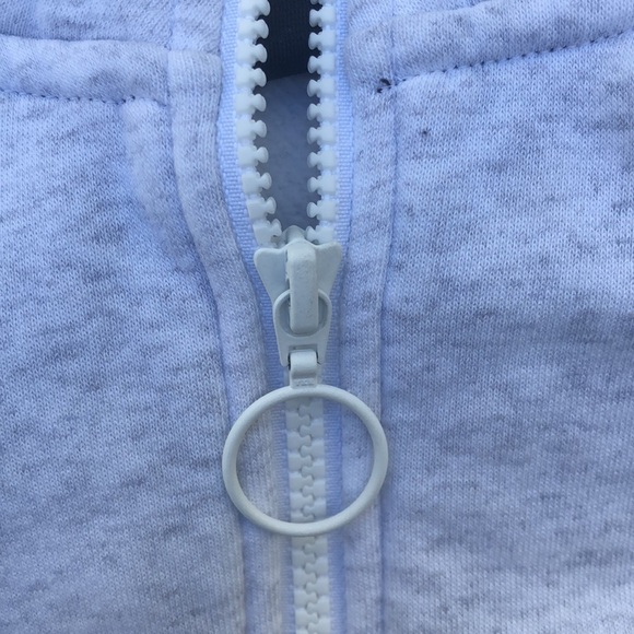 Nike Air Women’s Cropped Sweatshirt Light Gray - Picture 4 of 6